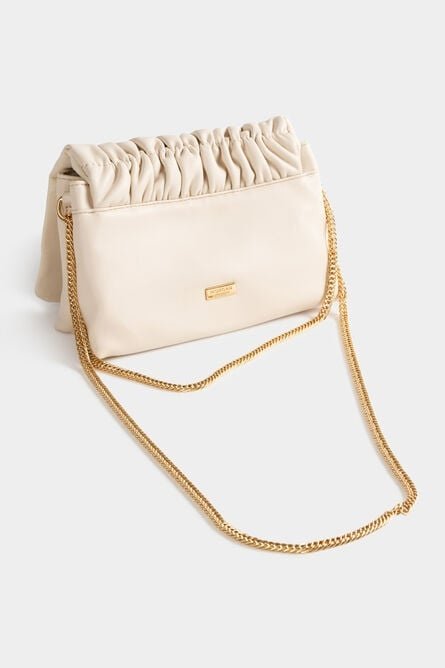 תיק קלאץ' בצבע בז'