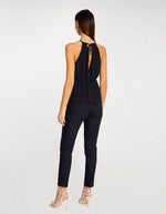 טופ קולר עם רצועת שרשרת בצבע נייבי - MASHBIR//365