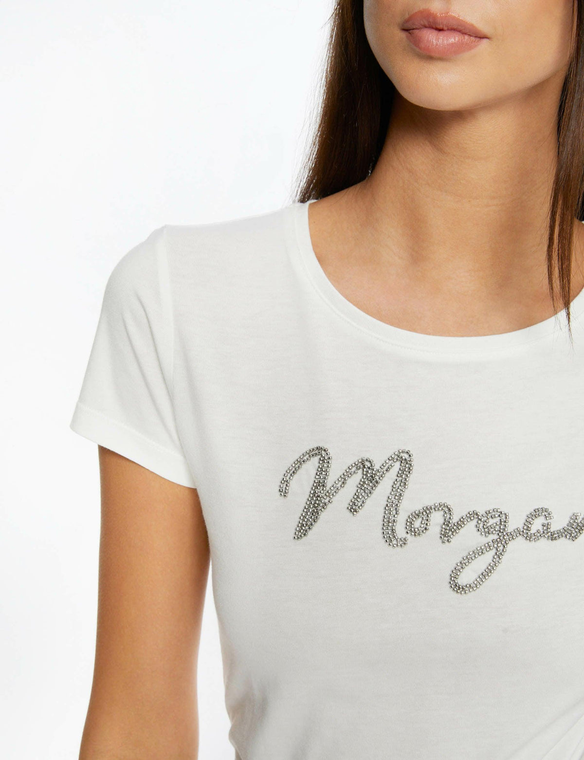 טישירט קצרה לנשים בצבע OFF WHITE - MASHBIR//365