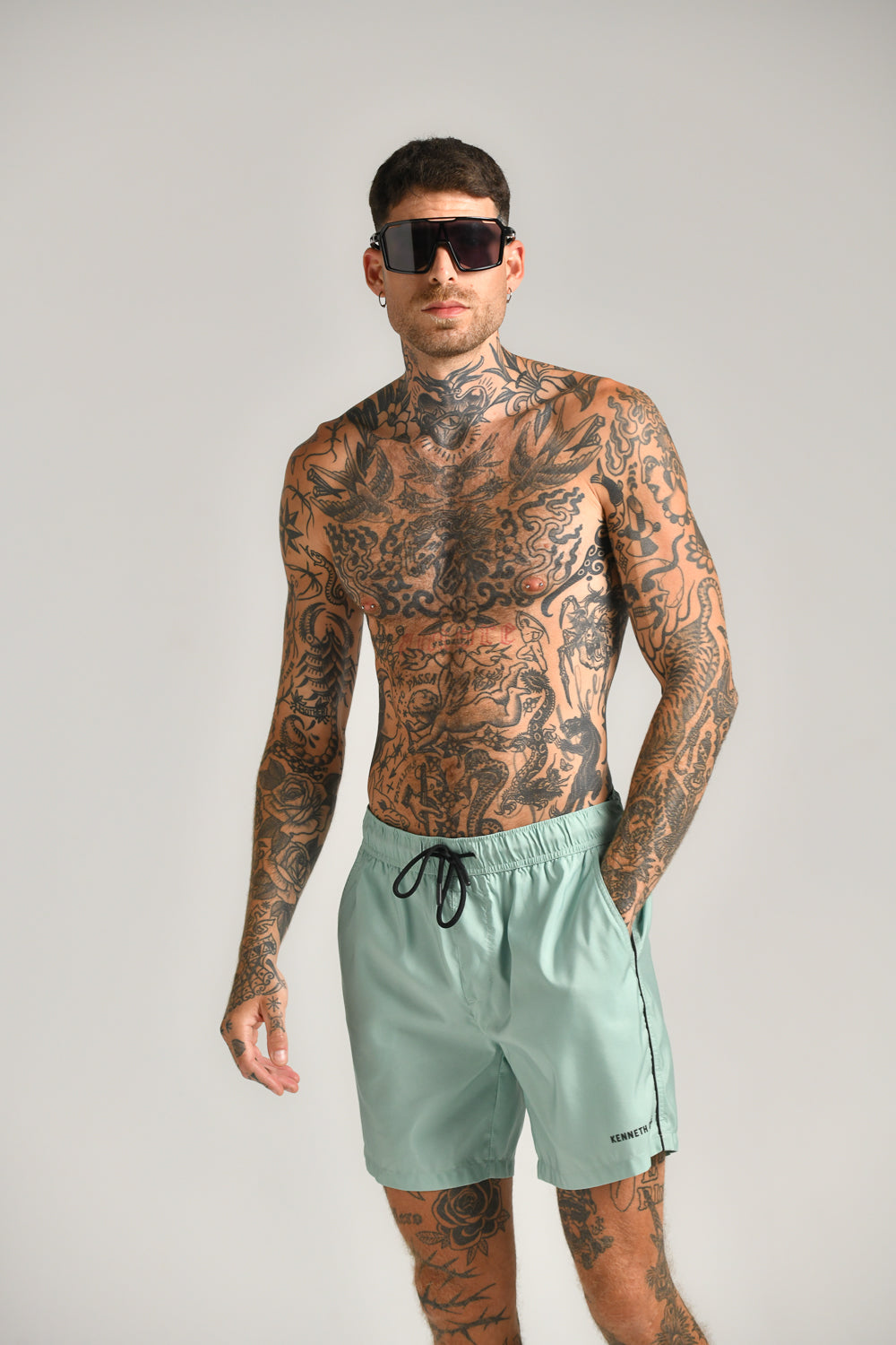 מכנסי בגד ים לגברים