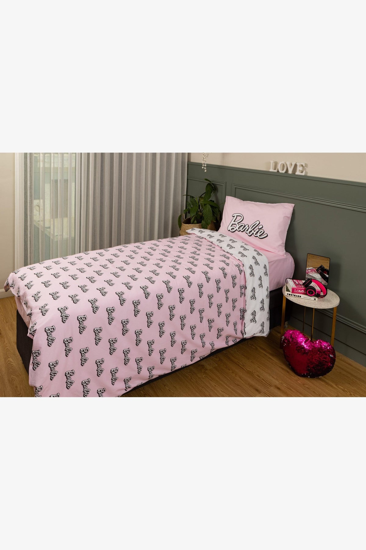 סט מצעים 120/200 מיטת וחצי כותנה דגם BARBIE - MASHBIR//365