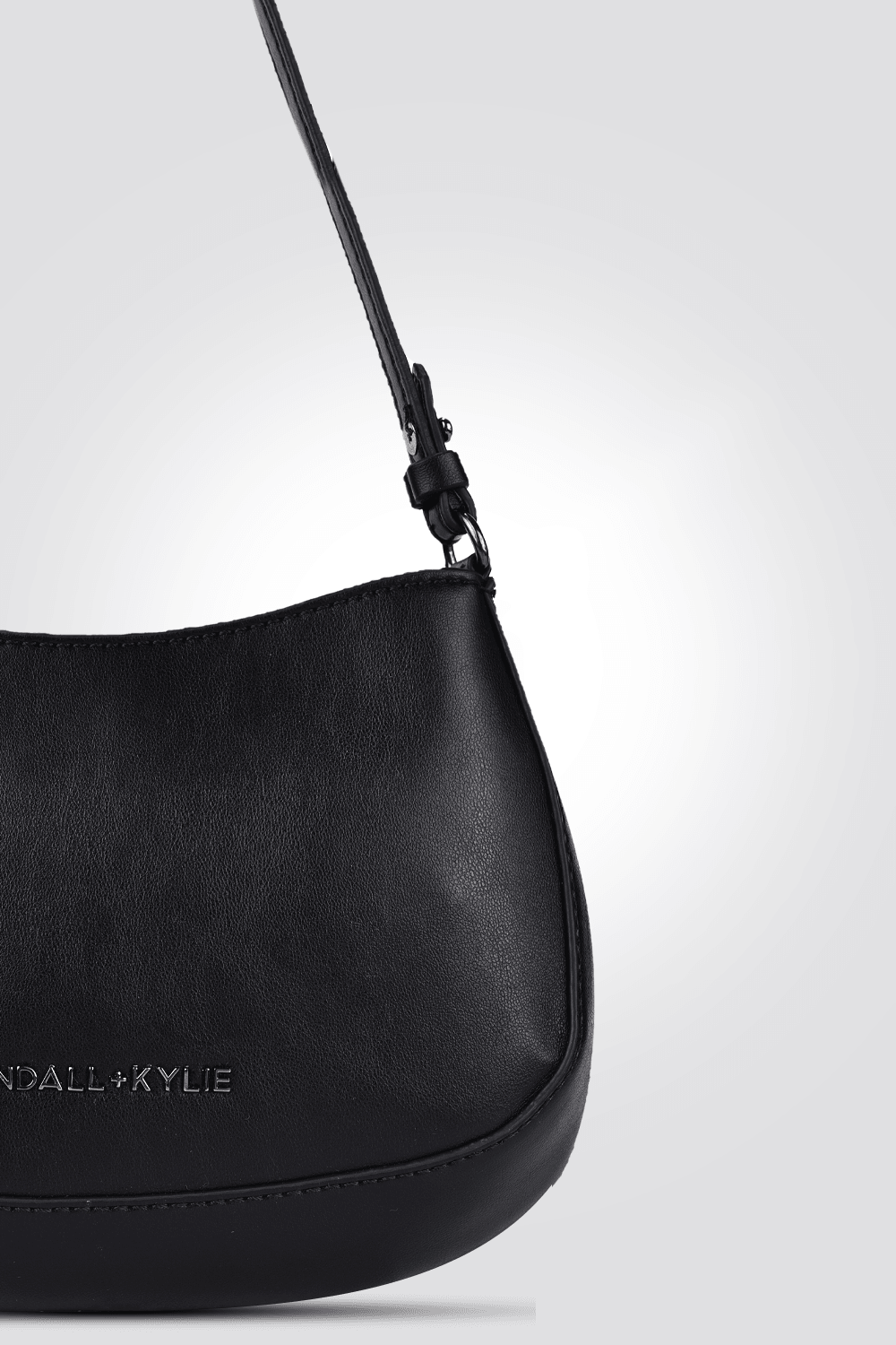 תיק VERONICA - MASHBIR//365