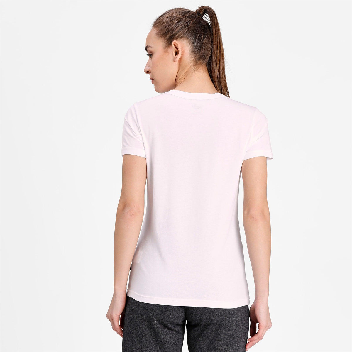 טישירט Essentials+ Metallic Logo לבנה - MASHBIR//365