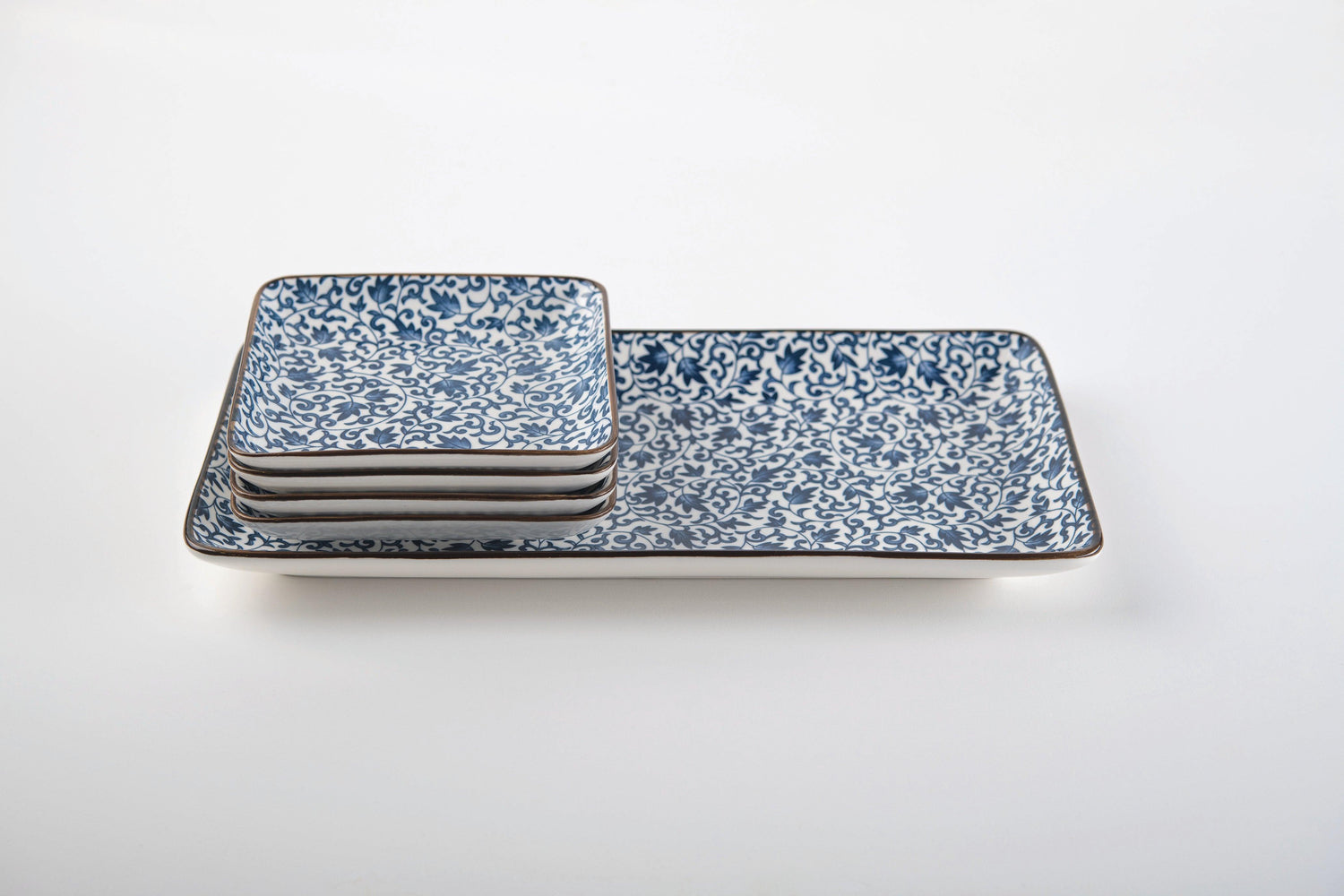 מגש מעוטר פרחי יפן + צלחות - MASHBIR//365