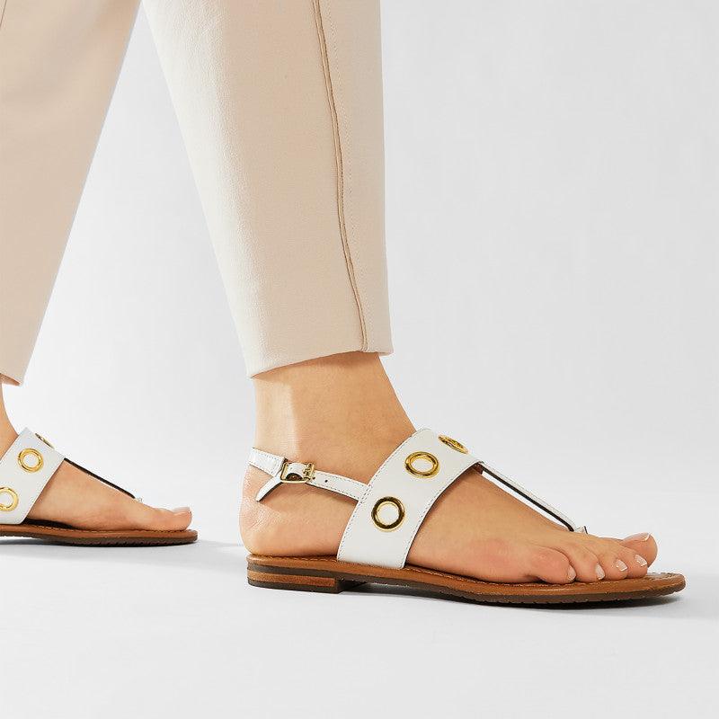 סנדלי אצבע מעור בצבע לבן - MASHBIR//365