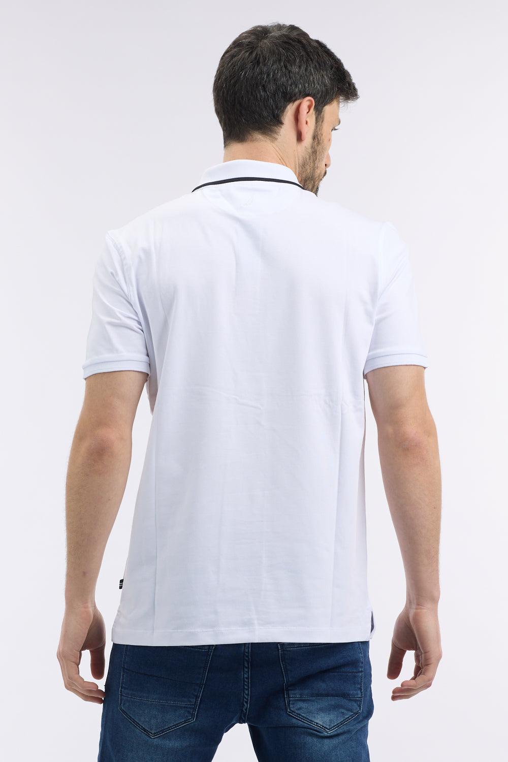 חולצת פולו עם פס צווארון ולוגו בצבע לבן - MASHBIR//365