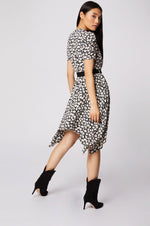 שמלת מעטפת פרחונית - MASHBIR//365