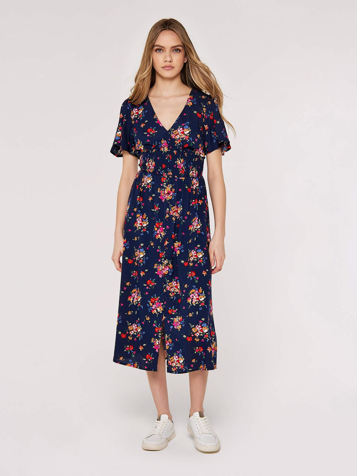 שמלה פרחונית נייבי בשילוב צבעים - MASHBIR//365