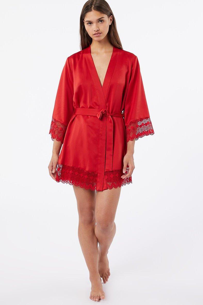 חלוק סאטן בגימור תחרה SKY בצבע אדום - MASHBIR//365