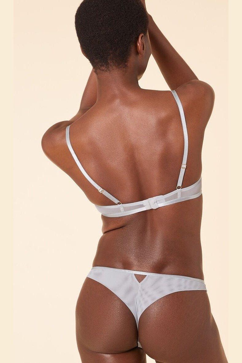 חזיית טול מעוטרת רקמה ללא ריפוד BONHEUR תכלת - MASHBIR//365