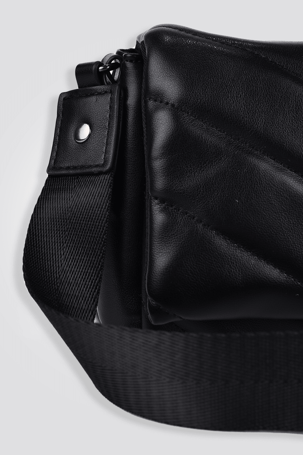 תיק CLARISA - MASHBIR//365