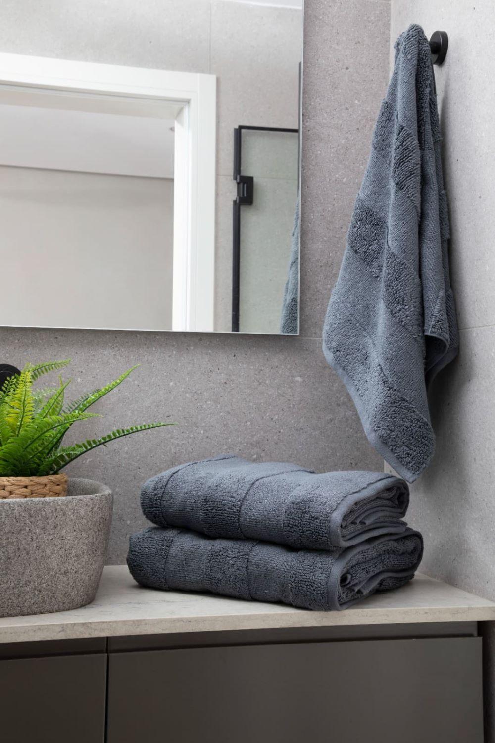 מגבת פנים אפור כהה - MASHBIR//365