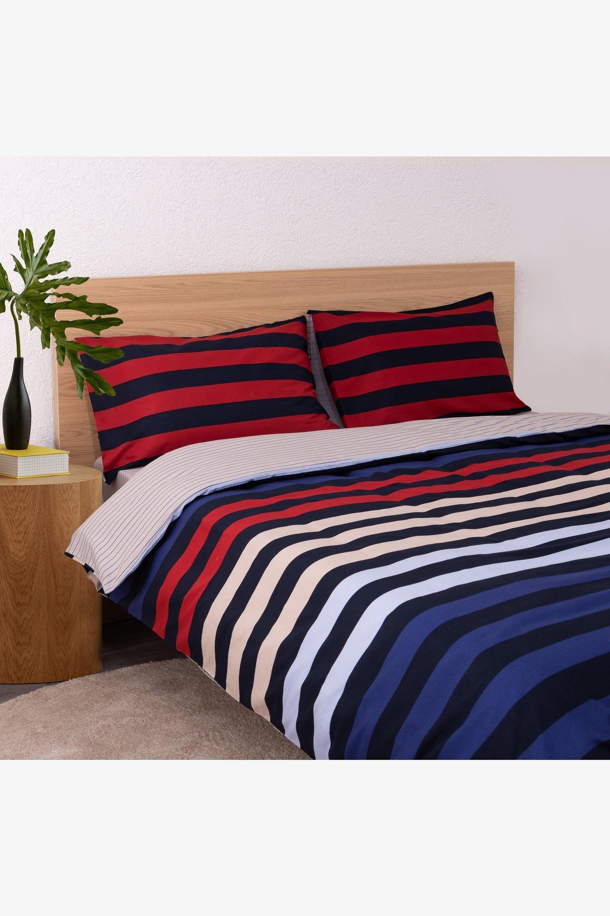 סט מצעים 90/200 כותנה למיטת יחיד גוון נייבי - MASHBIR//365