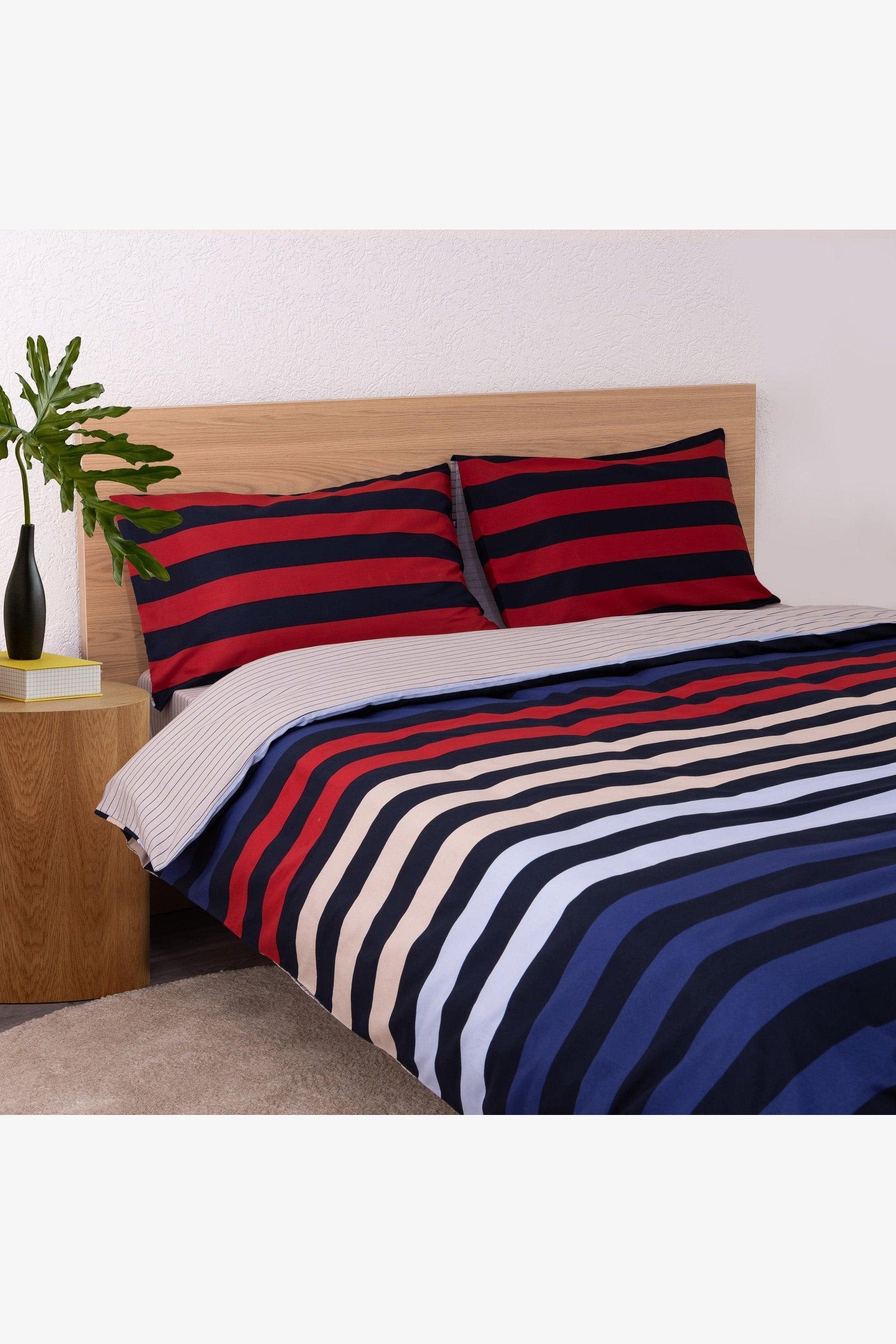 סט מצעים 160/200 כותנה למיטה זוגית גוון נייבי - MASHBIR//365