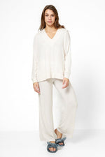 מכנס אריג דק רחב קרם - MASHBIR//365