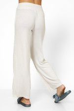 מכנס אריג דק רחב קרם - MASHBIR//365