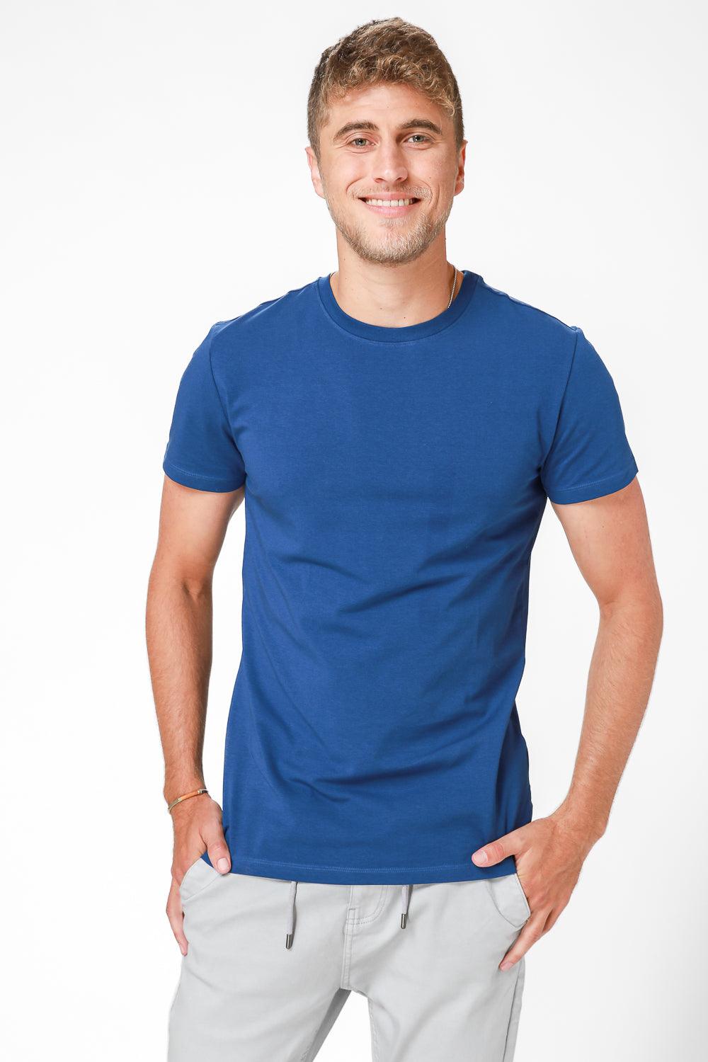 טישירט בייסיק סלים צווארון עגול בצבע כחול - MASHBIR//365