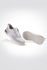 סניקרס עור White LOGO - MASHBIR//365