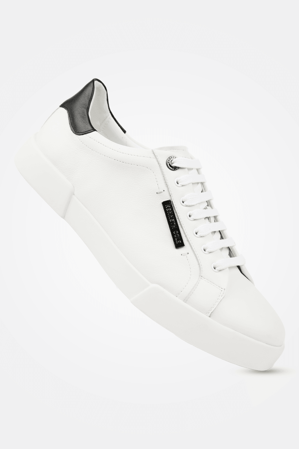 סניקרס עור בצבע לבן - MASHBIR//365