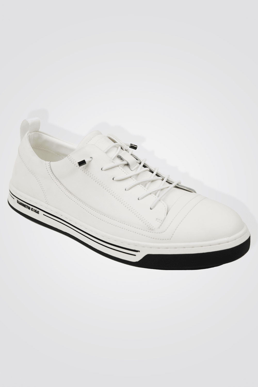 סניקרס עור בצבע לבן - MASHBIR//365