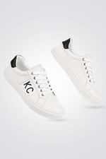 סניקרס עור KC בצבע לבן - MASHBIR//365