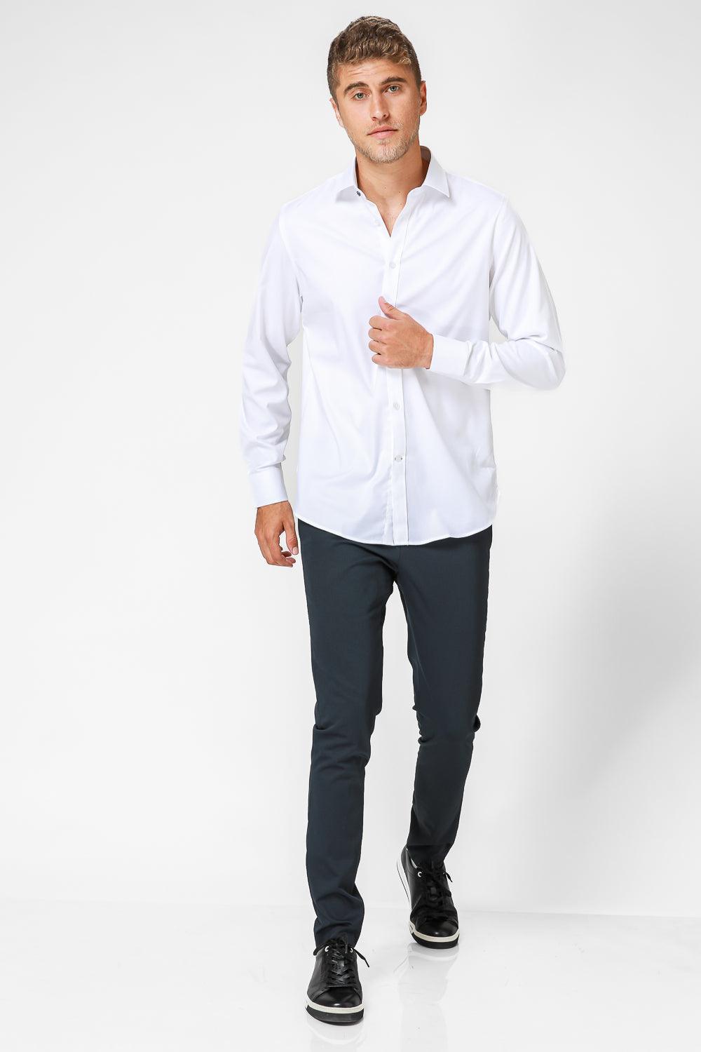 מכופתרת סאטן בצבע לבן - MASHBIR//365