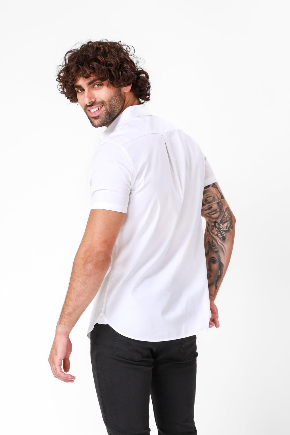 מכופתרת כותנה קצרה בצבע לבן - MASHBIR//365