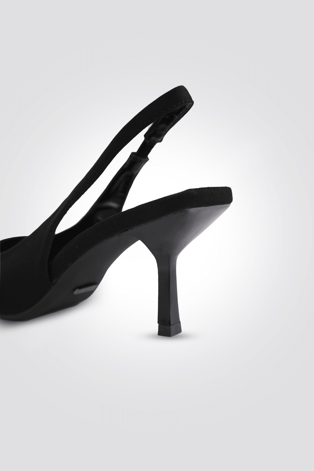 נעל עקב FABRIC SANDAL בצבע שחור - MASHBIR//365