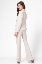 ג'קט מחוייט בצבע בז' - MASHBIR//365