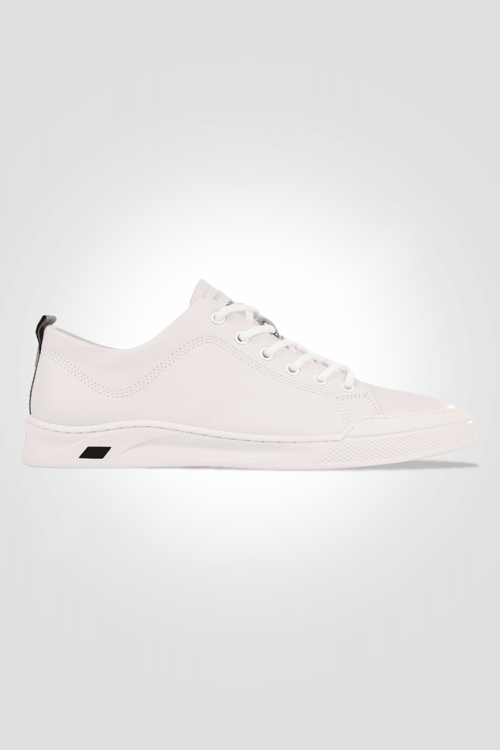 סניקרס LEATHER בצבע לבן - MASHBIR//365