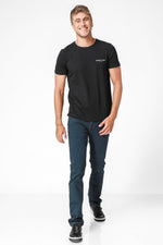 טישירט לוגו ICONS בצבע שחור - MASHBIR//365