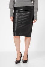חצאית עיפרון בצבע שחור - MASHBIR//365