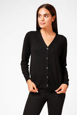 קרדיגן בייסיק מחשוף וי בצבע שחור - MASHBIR//365