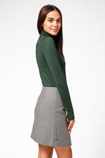 סריג גולף עם שרוולים ארוכים בצבע ירוק - MASHBIR//365