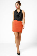 חולצת סאטן שחורה ללא שרוולים - MASHBIR//365