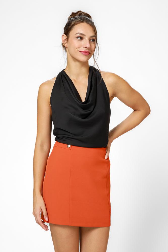 חולצת סאטן שחורה ללא שרוולים - MASHBIR//365