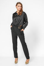 מכופתרת עם קפל בצבע שחור - MASHBIR//365