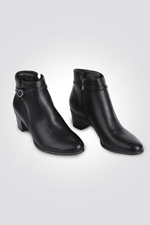 מגפון אבזם לב בצבע שחור - MASHBIR//365