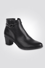 מגפון אבזם לב בצבע שחור - MASHBIR//365