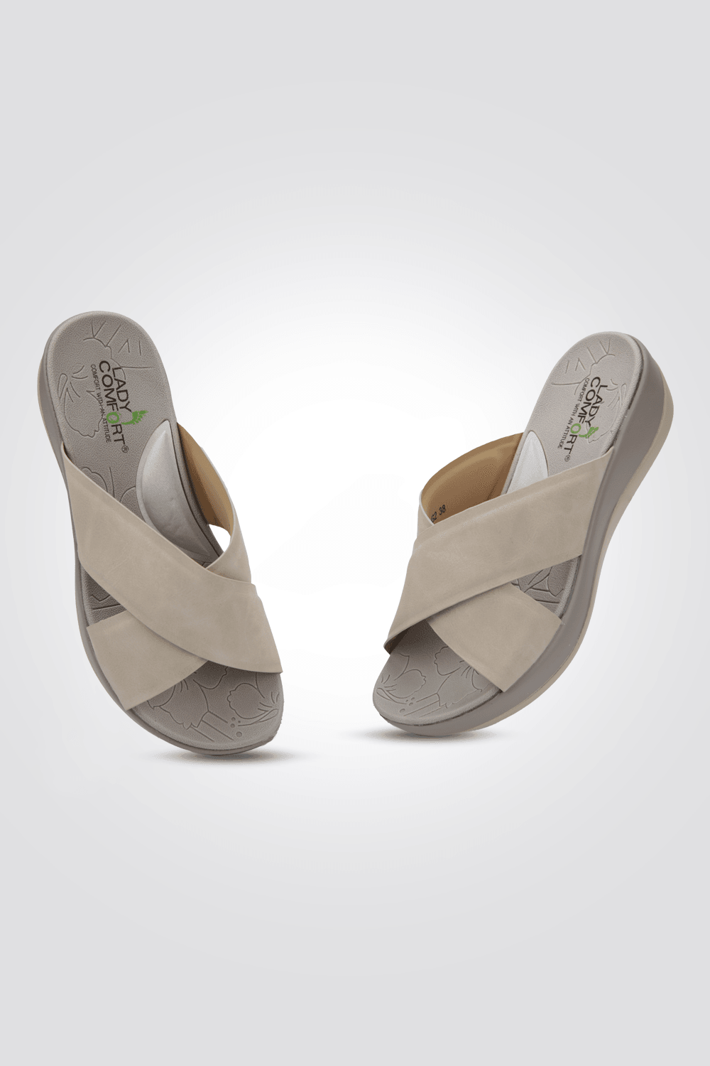 כפכף רוקי רצועות מוצלבות בצבע בז' - MASHBIR//365