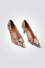 נעל עקב שפיץ בצבע בז' מנוחש - MASHBIR//365