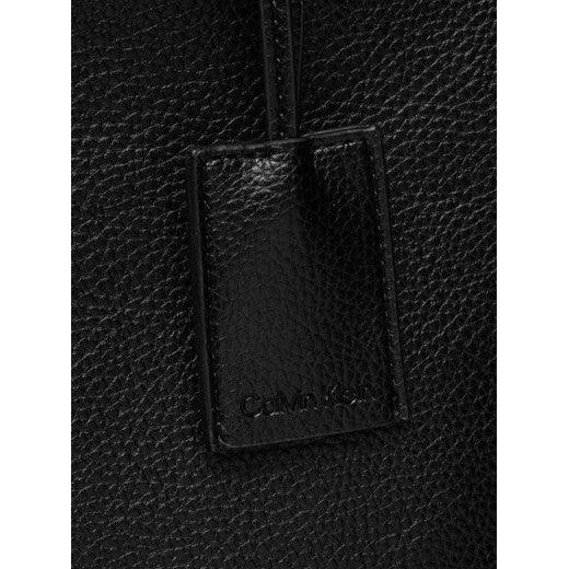 CALVIN KLEIN תיק יד גדול בצבע שחור - MASHBIR//365