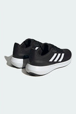 נעלי ספורט לגבר RUNFALCON 3.0 בצבע שחור - MASHBIR//365