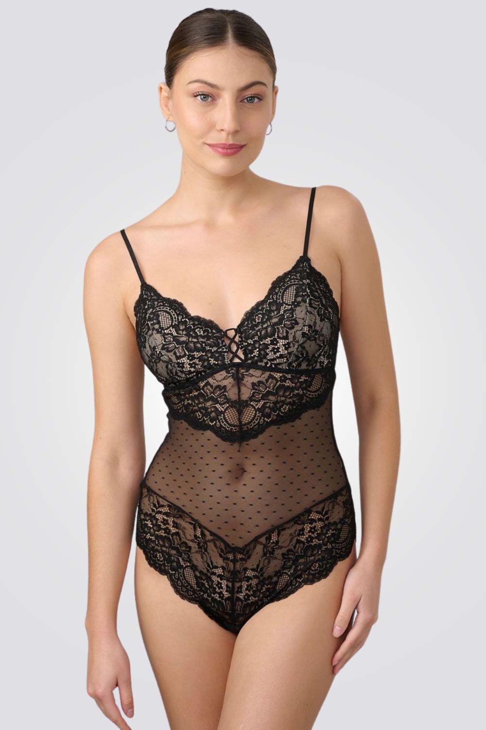 בגד גוף תחרה בצבע שחור - MASHBIR//365