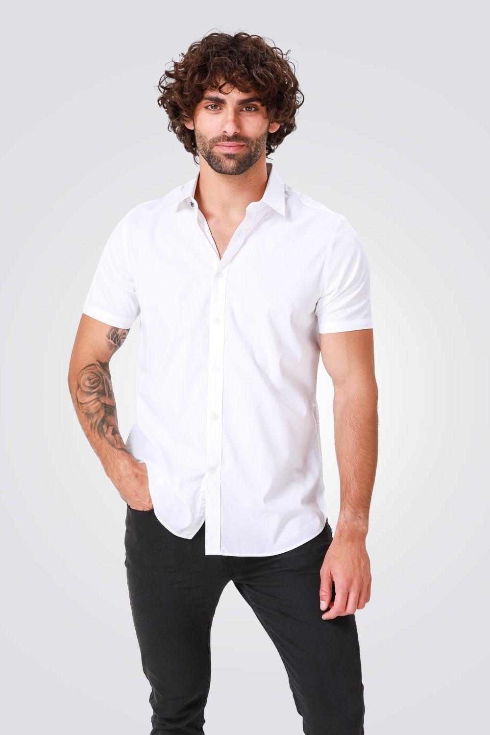 מכופתרת כותנה קצרה בצבע לבן - MASHBIR//365