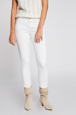 סקיני גזרה נמוכה צבע לבן - MASHBIR//365