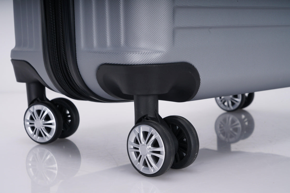 מזוודה קשיחה בינונית 24" דגם 1901 בצבע כסף - MASHBIR//365