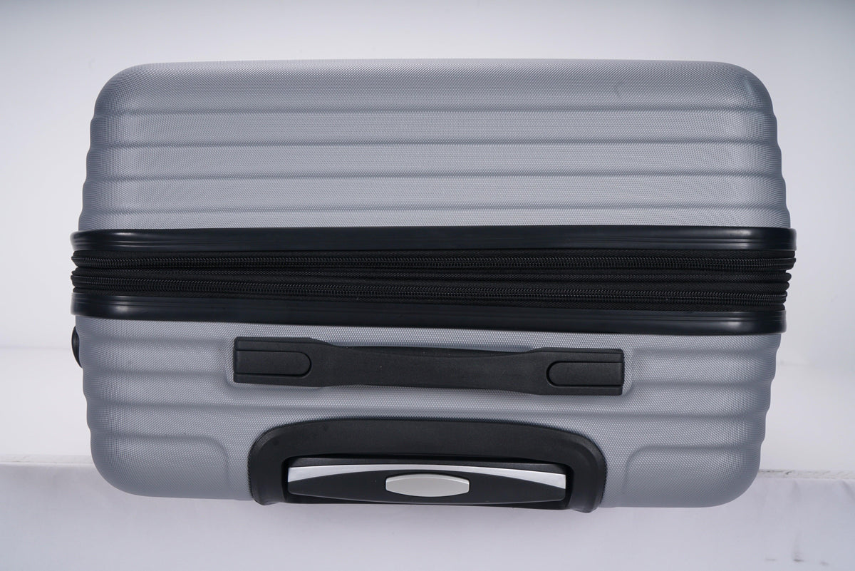 מזוודה קשיחה בינונית 24" דגם 1901 בצבע כסף - MASHBIR//365