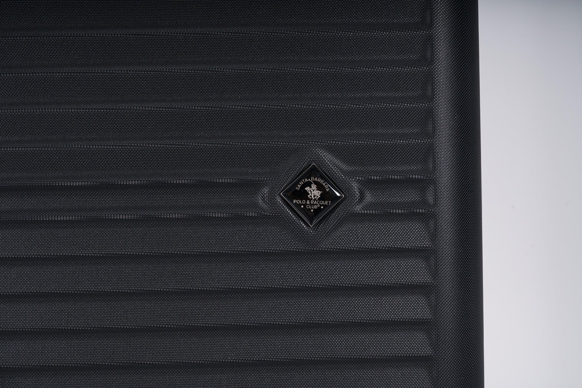 מזוודה קשיחה בינונית 24" דגם 1901 בצבע שחור - MASHBIR//365
