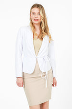 ג'קט מחוייט עם קשירה אחורית  | קנת קול
